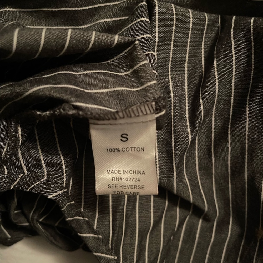 Harve Bernard Button Down, Button Back Chic And C… - image 5